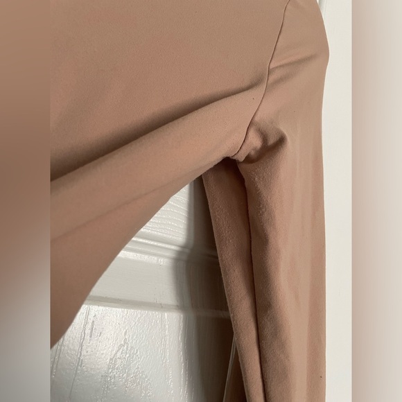 Abercrombie & Fitch Soft Beige/Nude bodysuit - Picture 4 of 4